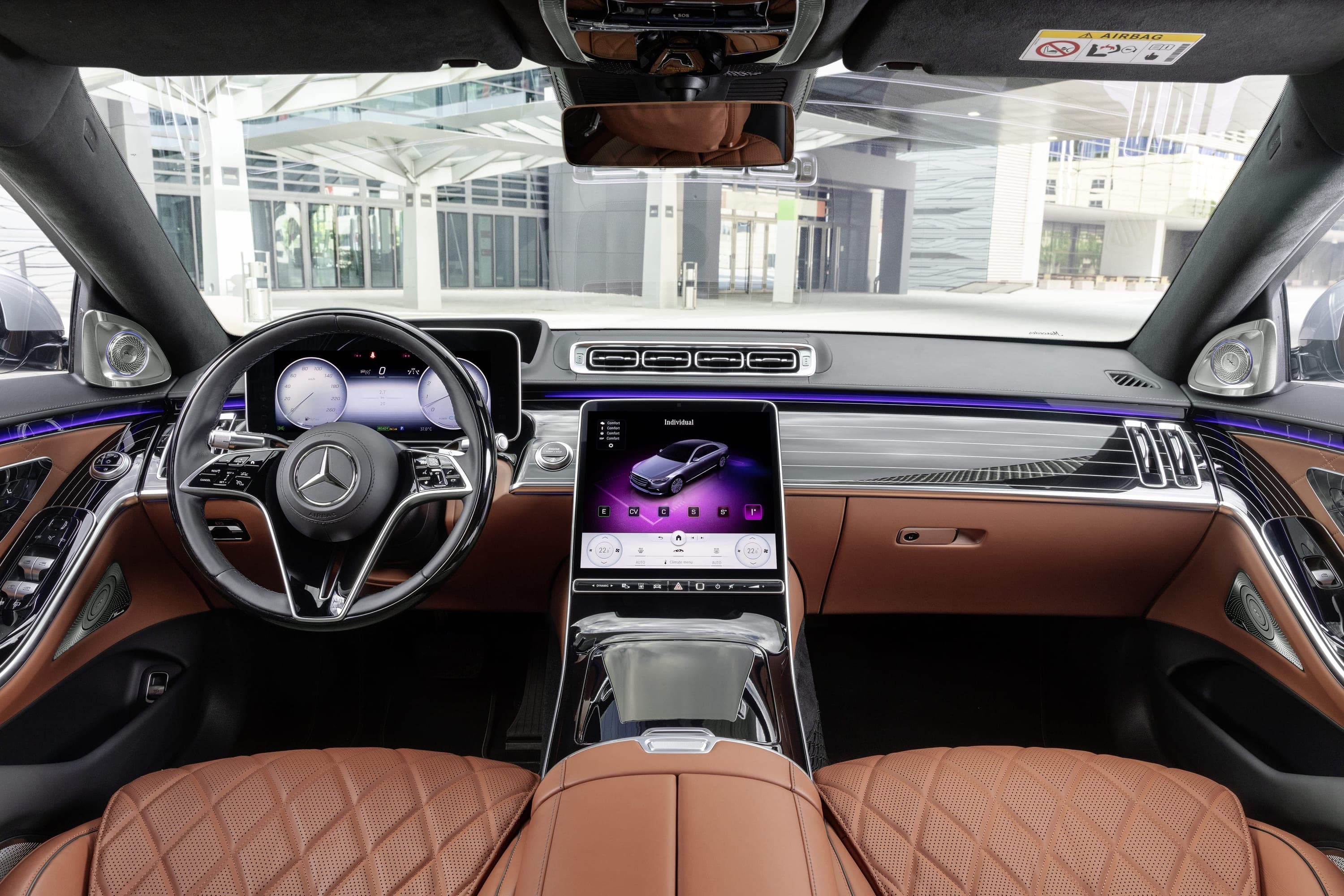 Finition et confort premium d'un véhicule prestige