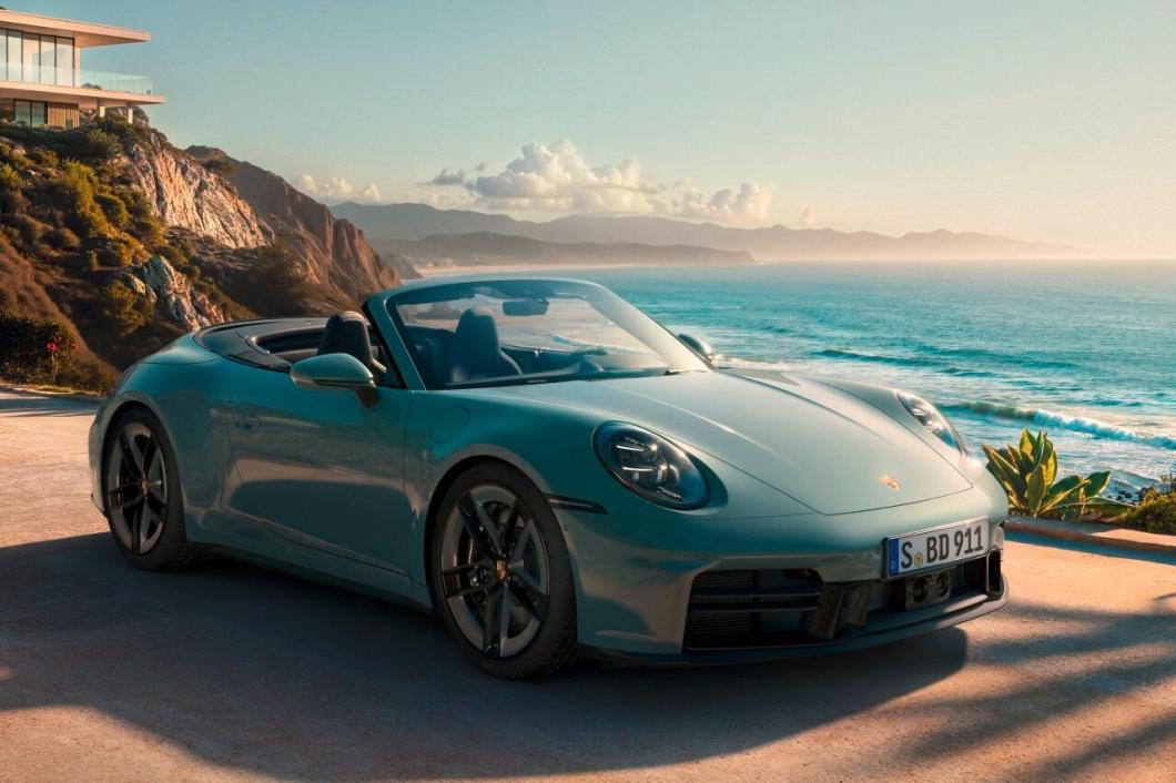 PORSCHE 911 4S