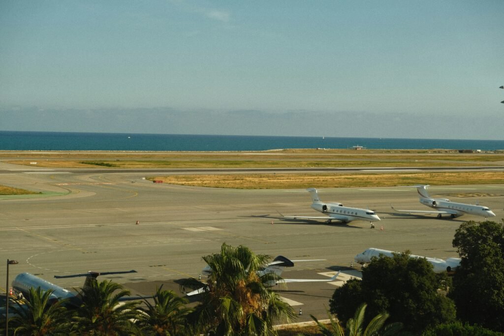 Transfert pour Aéroport de Nice Côte d'Azur avec chauffeur privé